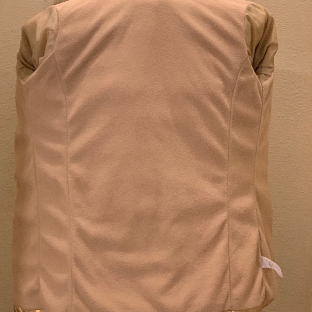 Gold Puffer Coat - Picture 4 of 8